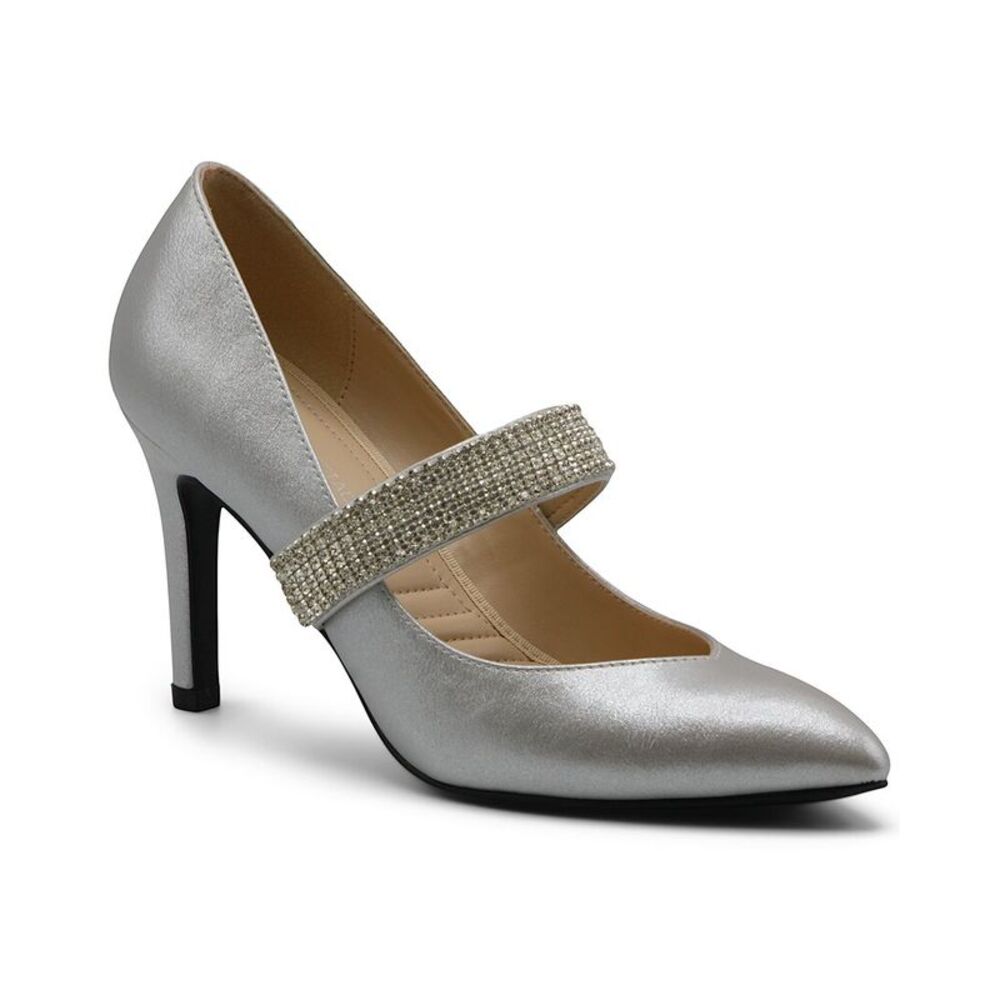 Adrienne Vittadini Notion Pump